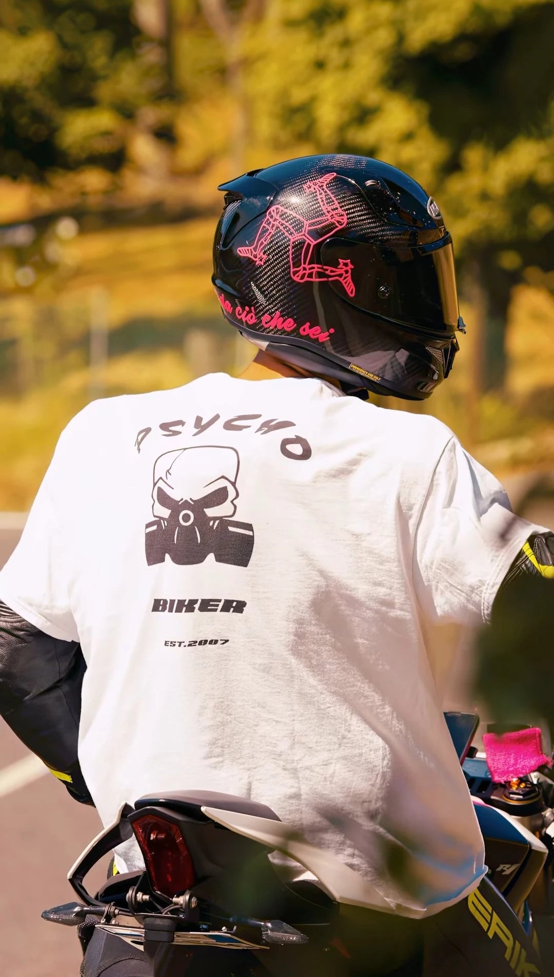 Psycho Gas T-Shirt weiß hinten Motorrad